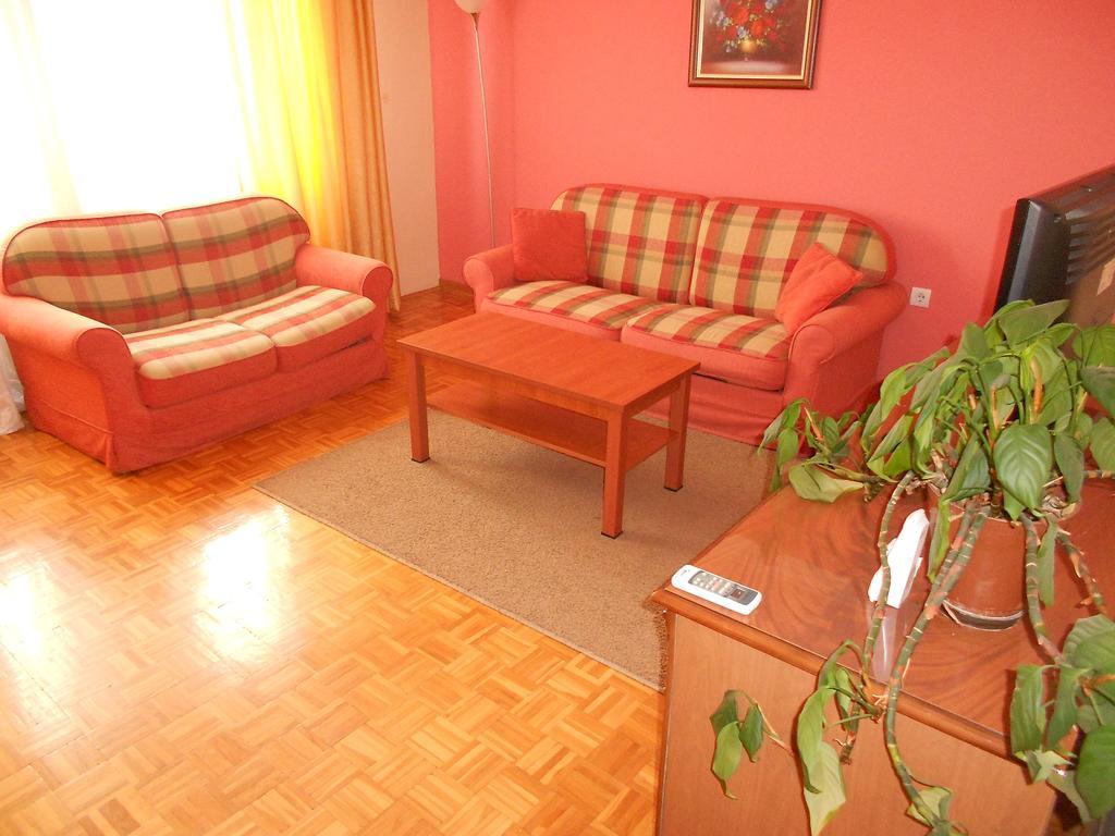 Kompleks Fontana Vladičin Han Exterior foto